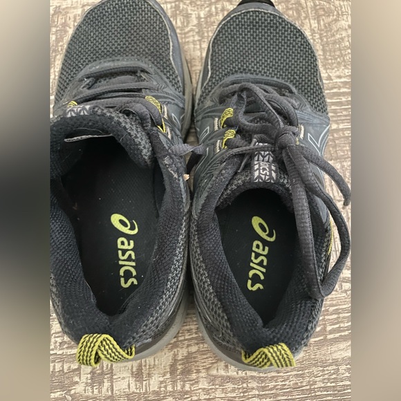 ASICS’s little boy running shoe size 3.5 - Picture 2 of 7